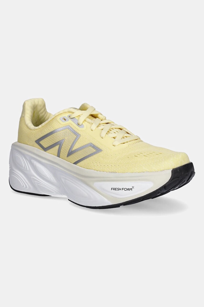 Bežecké topánky New Balance Fresh Foam x More v5 žltá farba, WMORCD5