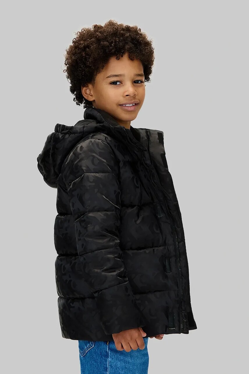 Detská bunda Calvin Klein Jeans čierna farba, IB0IB02570