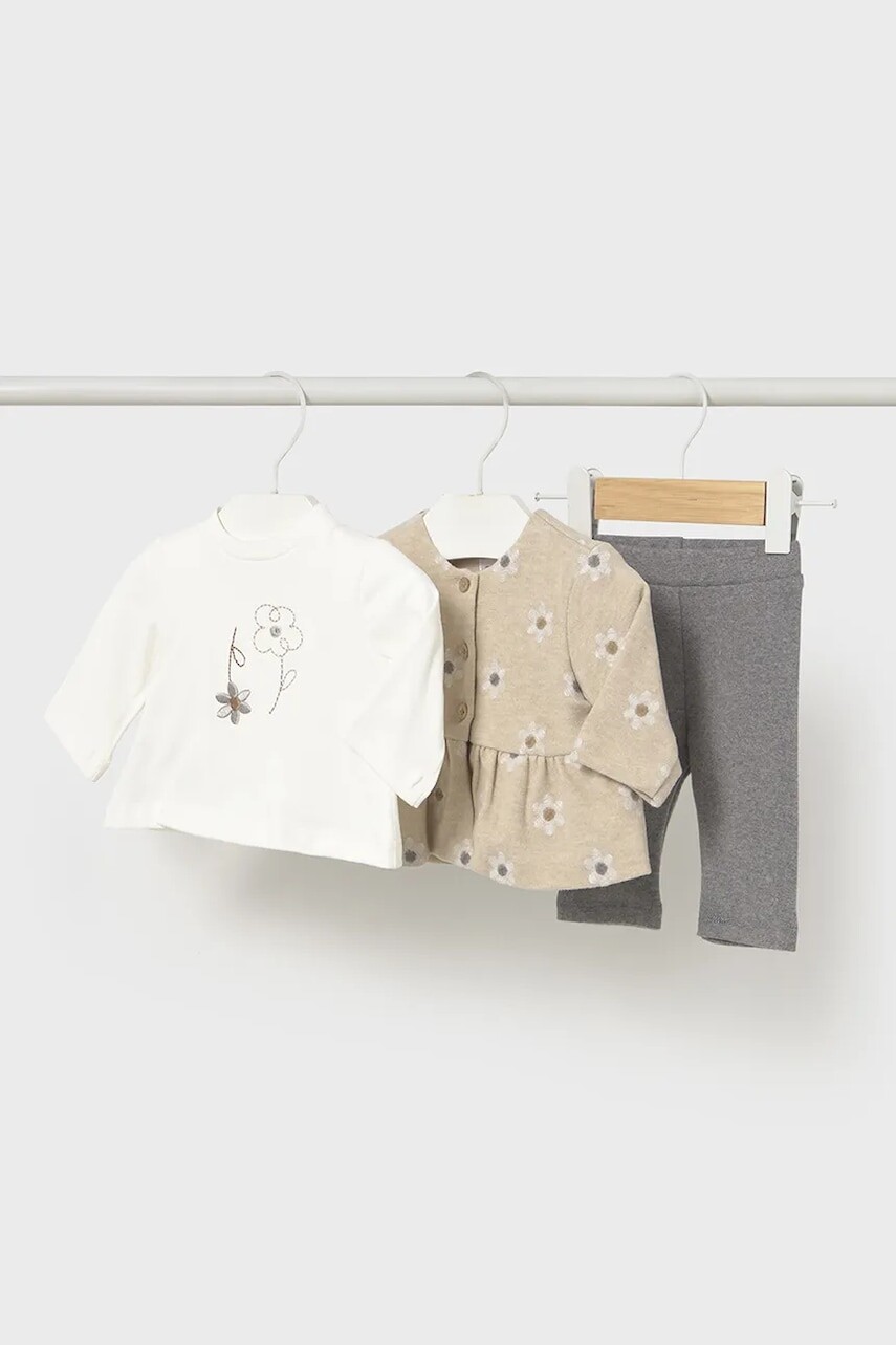 Sada pre bábätká Mayoral Newborn 3-pak béžová farba, 2733