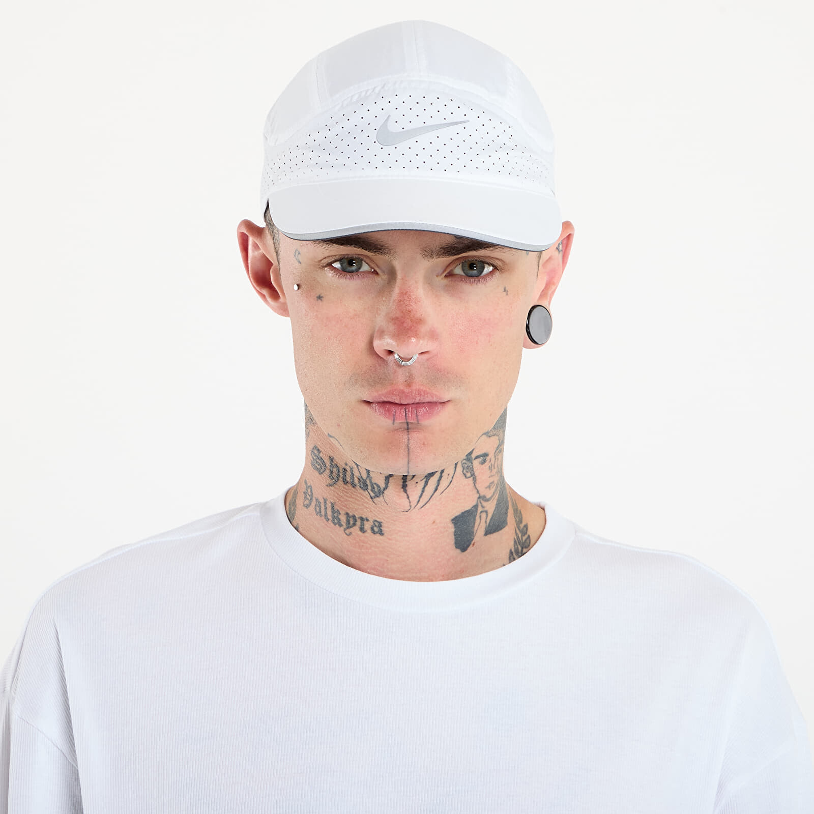 Šiltovka Nike Dri-FIT ADV Fly Unstructured Reflective Cap White/ Anthracite/ Reflective Silv M/L