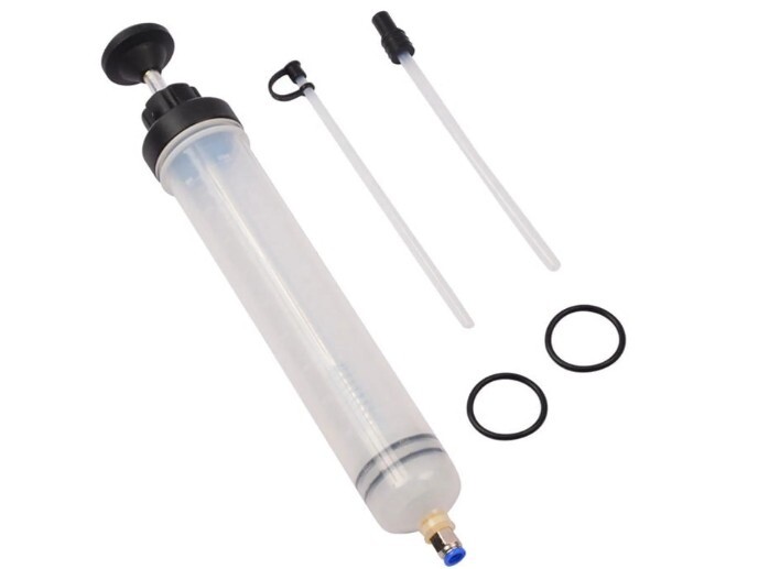 Fluid syringe extractor with extension hose 500 ml
