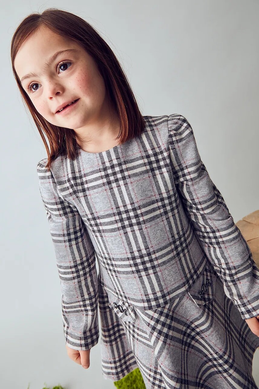 Dievčenské šaty Mayoral šedá farba, mini, áčkový strih, 4921