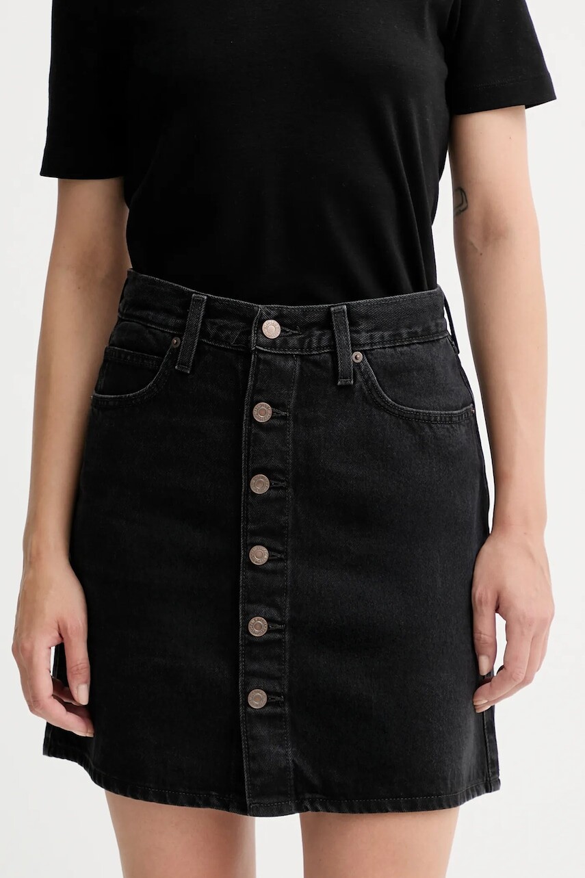 Rifľová sukňa Levi's čierna farba, mini, áčkový strih, 003RO
