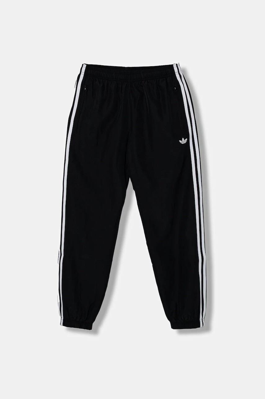 Detské tepláky adidas Originals čierna farba, s nášivkou, KC5058