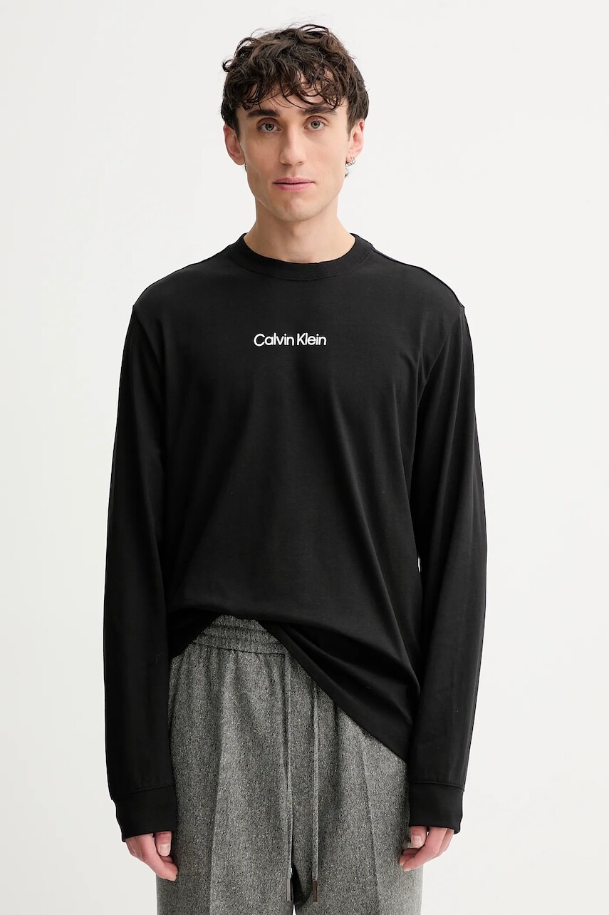 Bavlnené tričko s dlhým rukávom Calvin Klein čierna farba, s potlačou, LV04LD232G