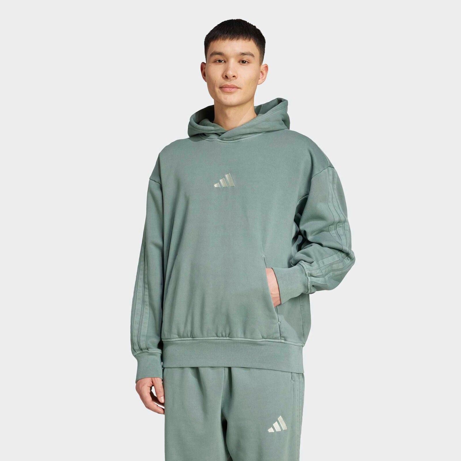 ADIDAS ALL SZN fleecová mikina s vyblednutým vzhľadom zelená