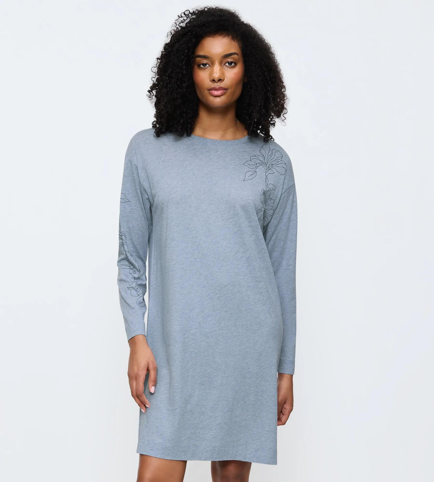 Dámska nočná košeľa Endless Comfort NDK 01 LSL - TRIUMPH světlá kombinace modré (M007) 0038