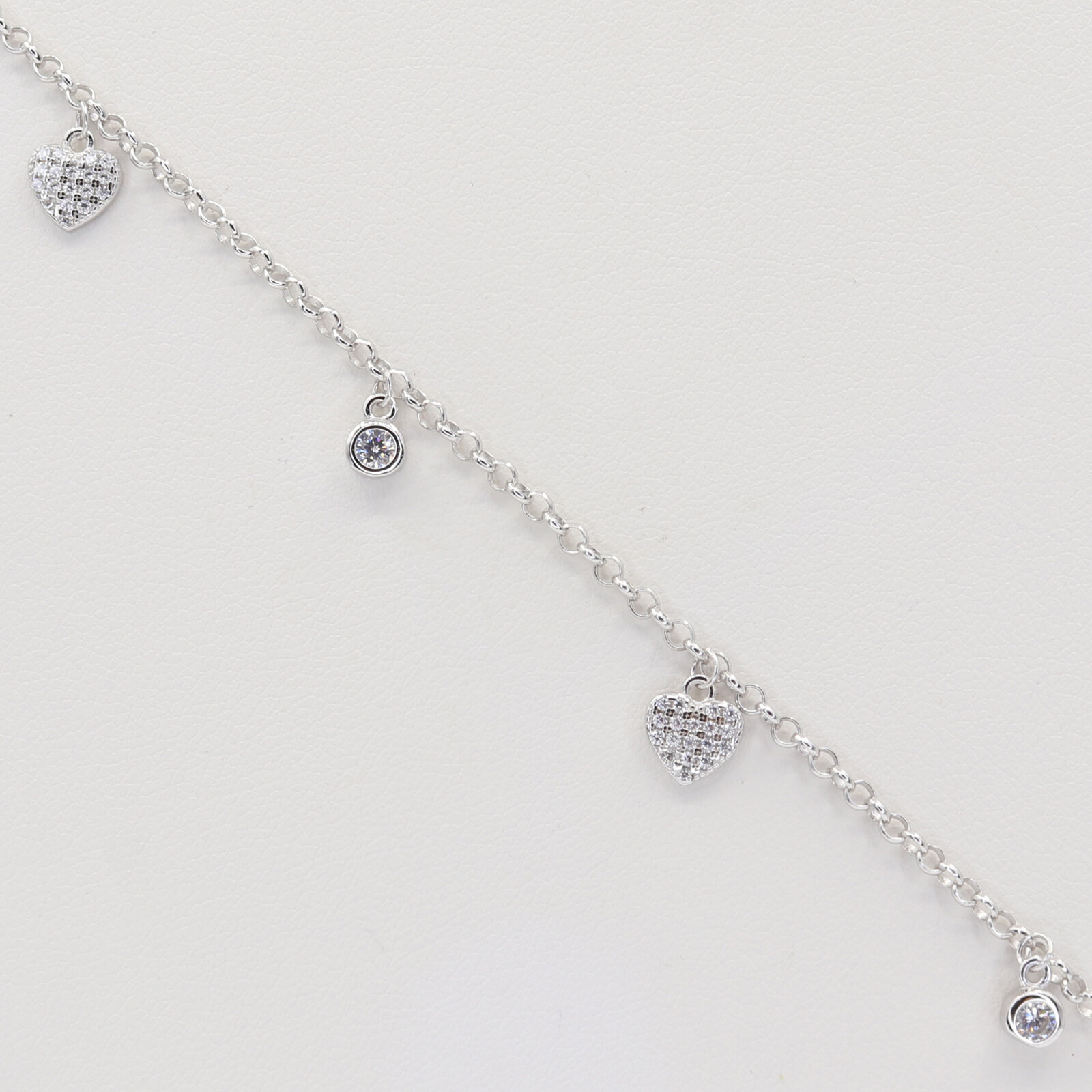 Strieborný náramok 113459