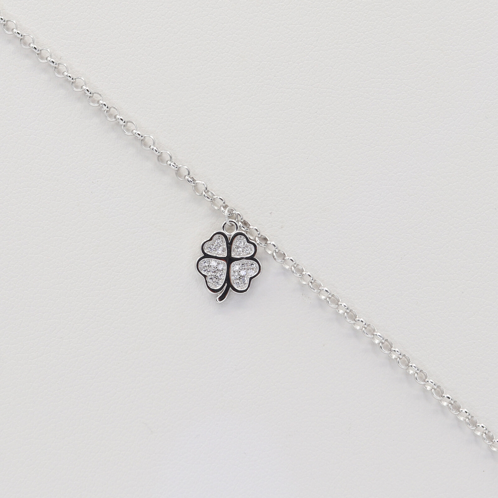 Strieborný náramok 113462