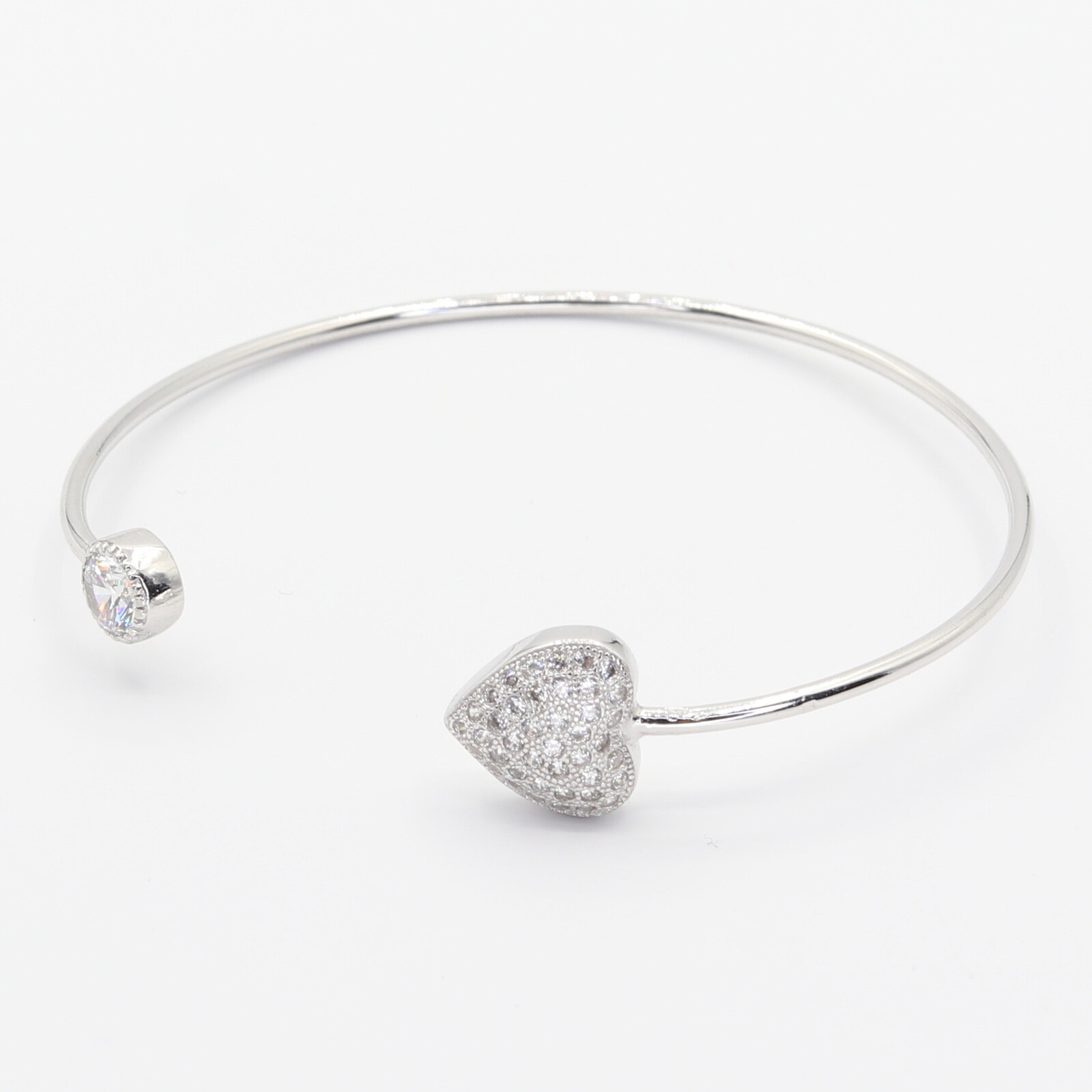 Strieborný náramok 113470