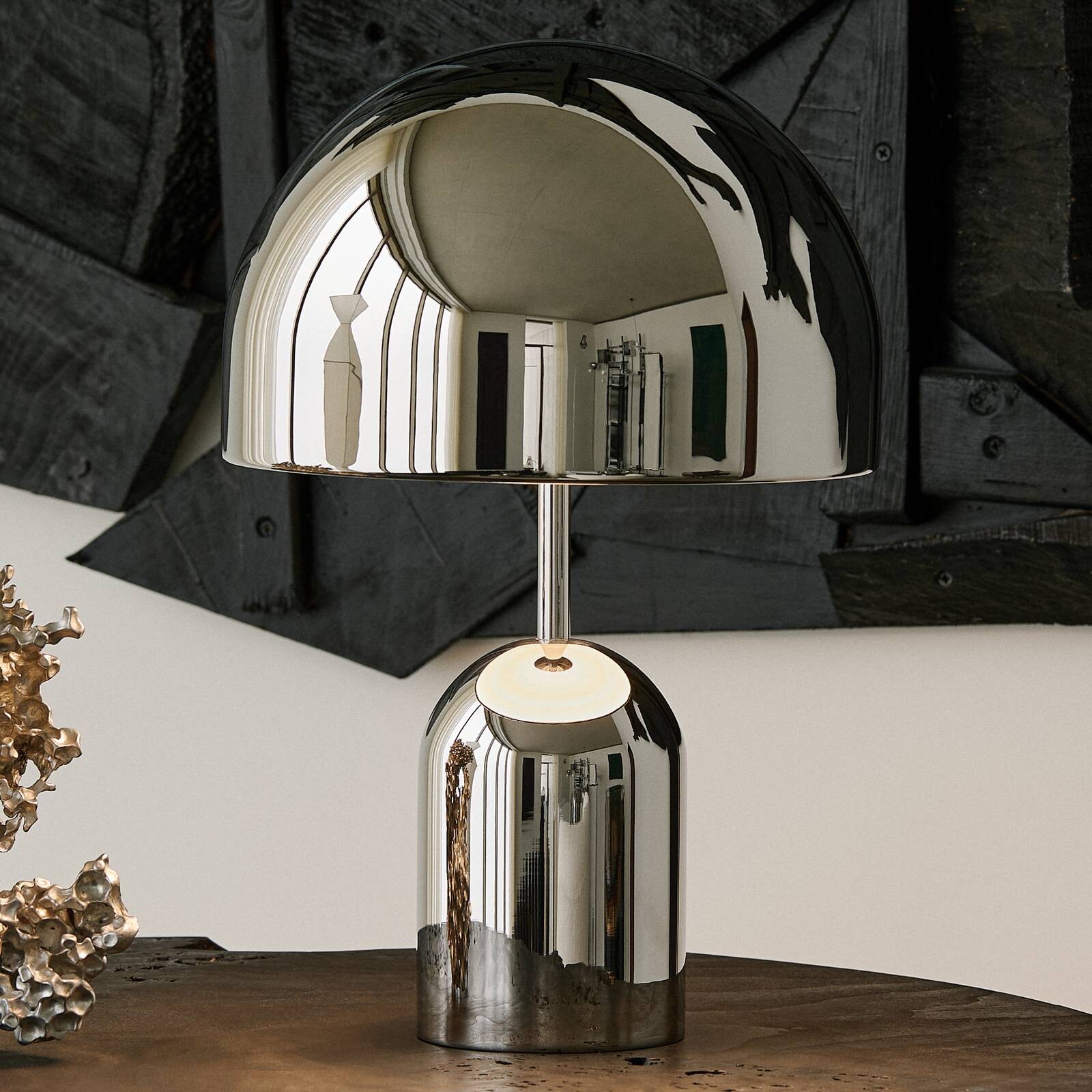 Tom Dixon Stolová LED lampa Bell, strieborná, 43 cm, stmievateľná