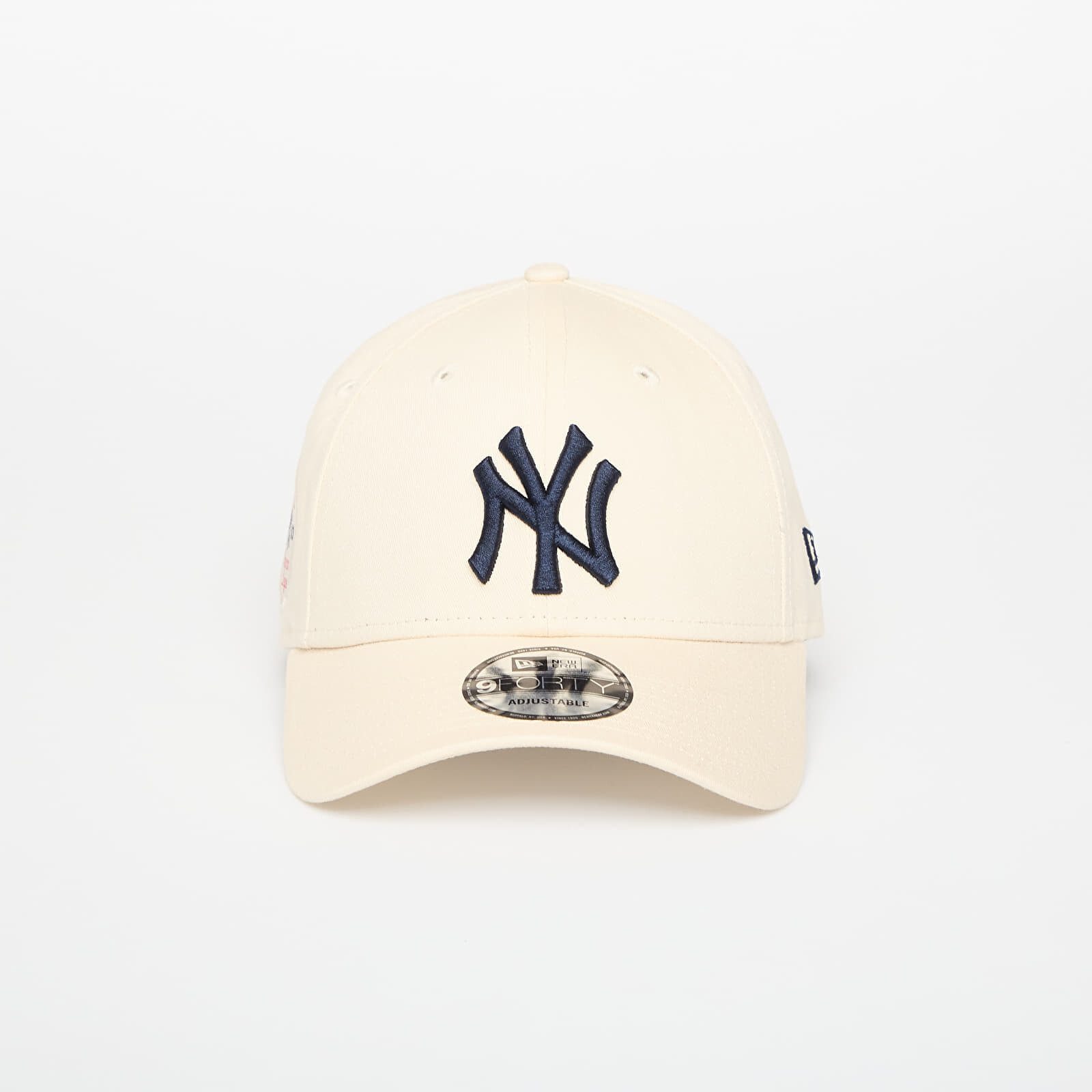 Šiltovka New Era New York Yankees 9FORTY Side Patch Light Cream Universal