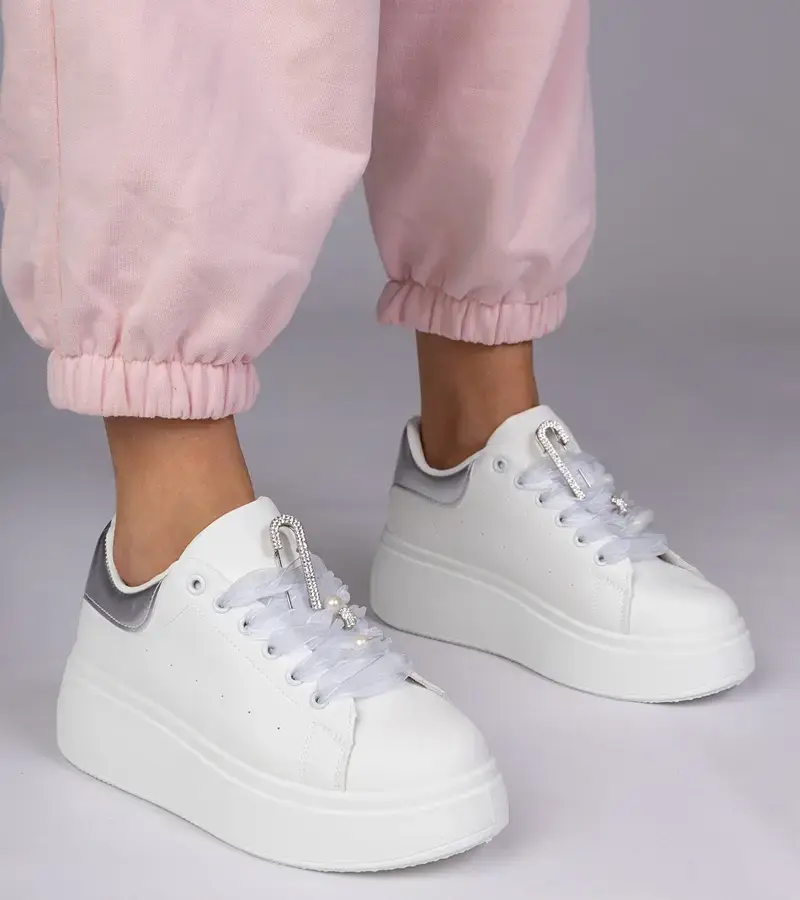 Gemre Biele tenisky so striebornou vsadkou a podpätkom s kryštálikmi Floura