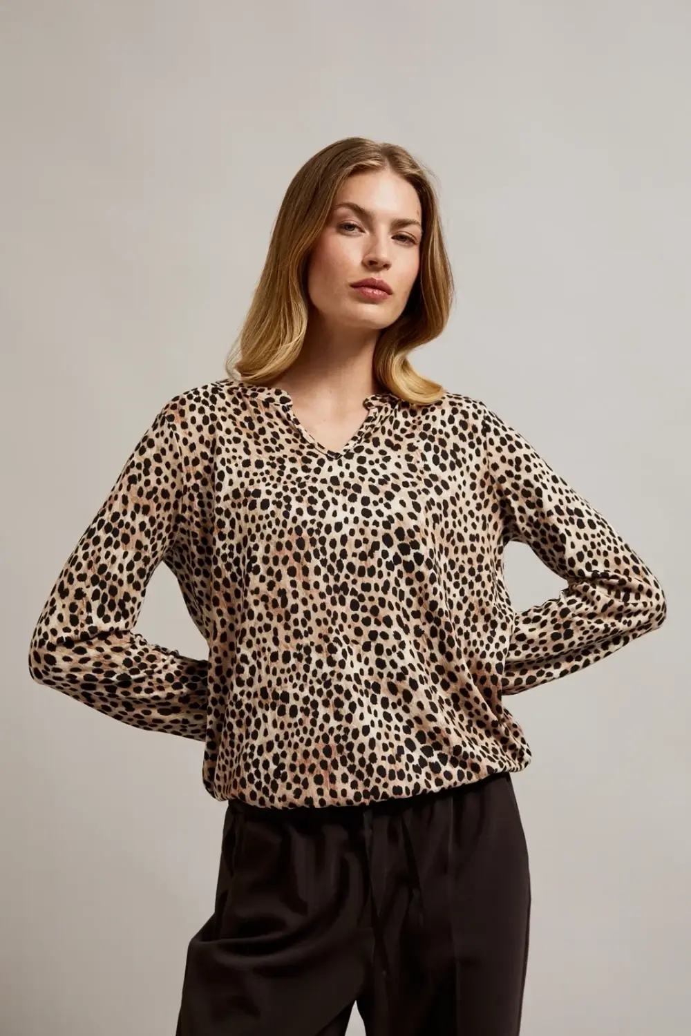 Marisse Women's Sweater Z-Sw-4547 Beige