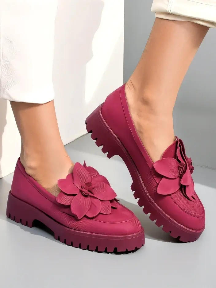 Resti Eco suede women's loafers with Floverse flower