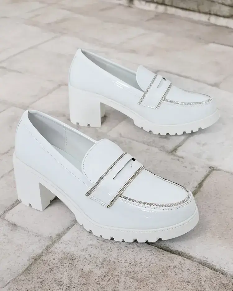 Resti Women's patent leather loafers Befies