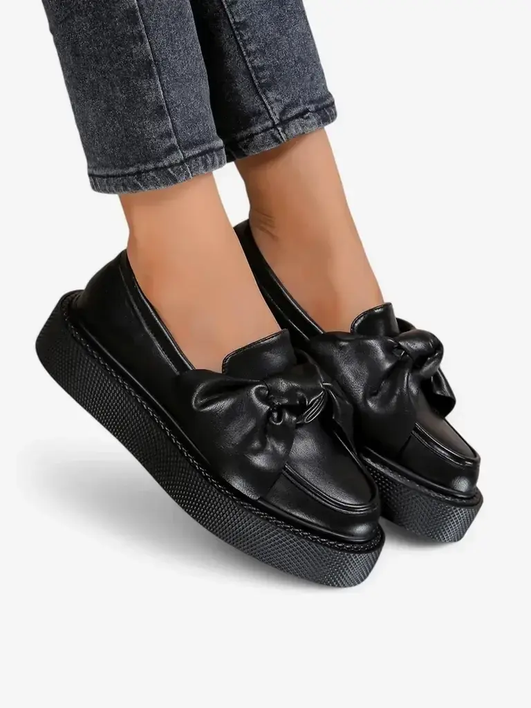 Resti Elegant women's moccasins with a bow Ortto