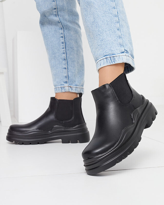 Resti Women's black slip-on boots on a thicker Beja sole - Footwear