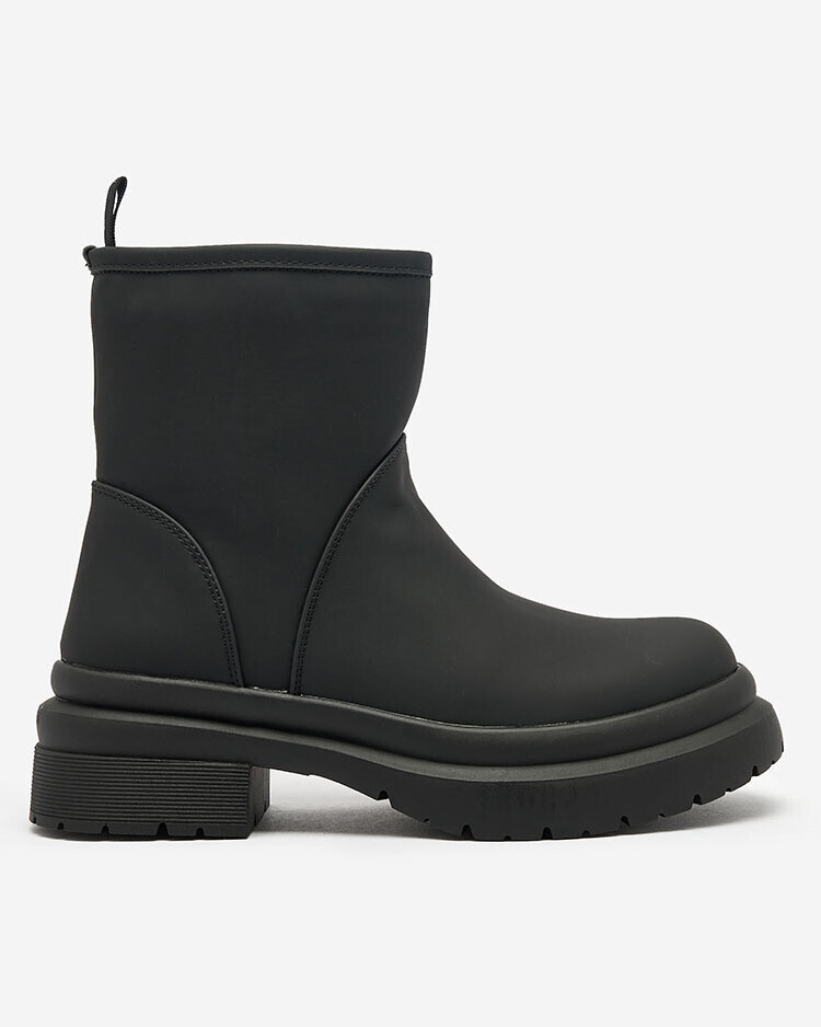 Resti Black matte women's boots with thicker sole Holeopi