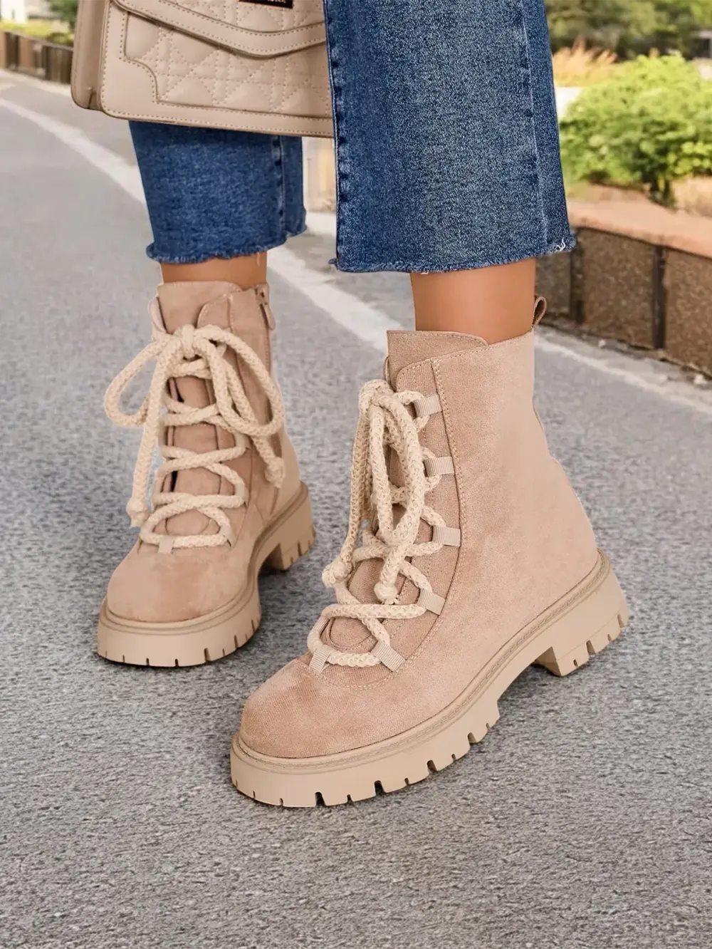 Resti Women's lace-up ankle boots Vemioz