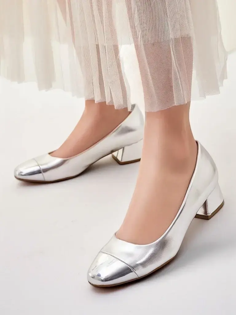 Resti Women's Low Heel Pumps Penolle