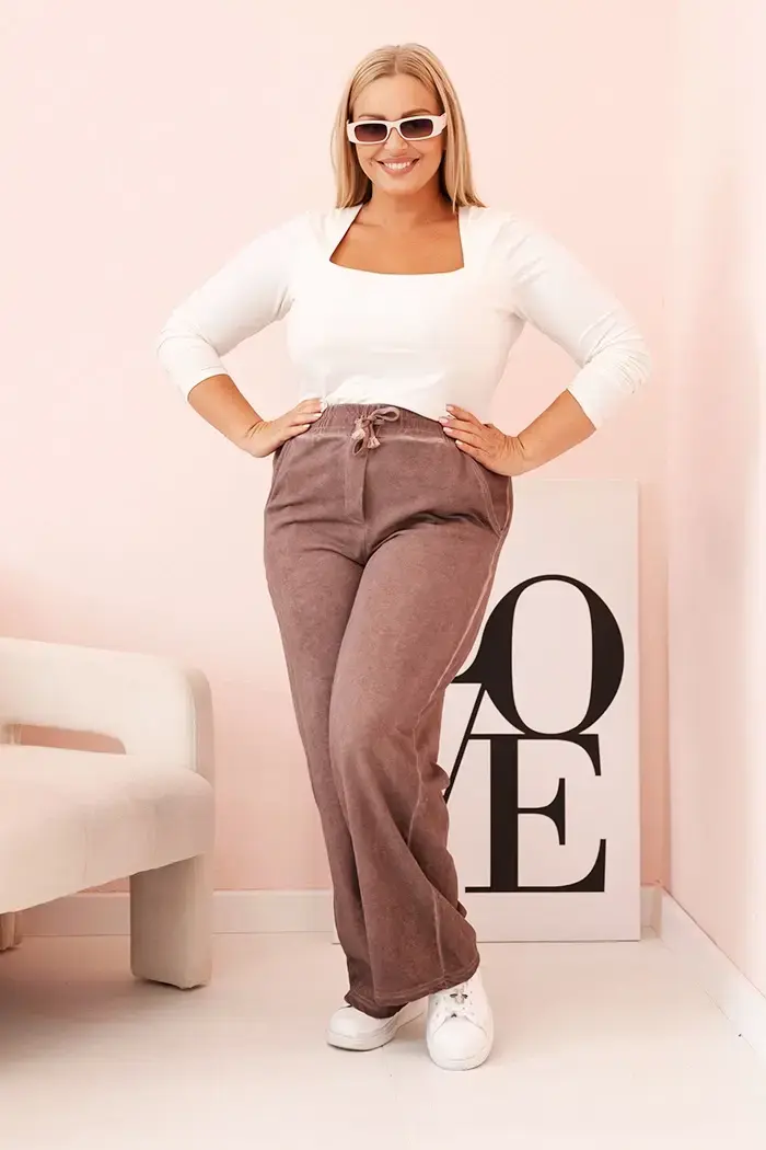 Kesi Włoski Dámske nohavice Plus Size z viskózy s širokými nohavicami a elastickým pásom fango