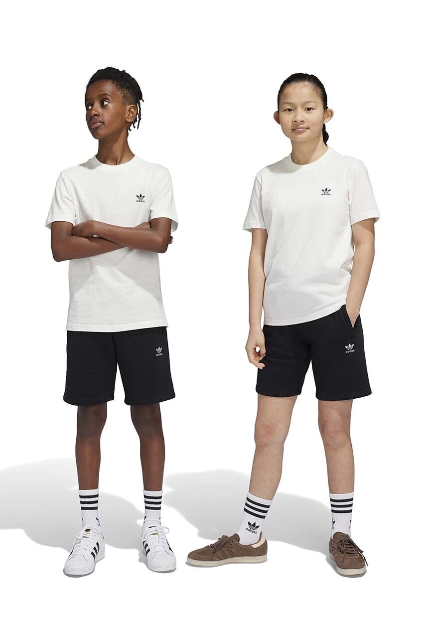 Detské krátke nohavice adidas Originals SHORTS čierna farba, jednofarebná, nastaviteľný pás IW3499