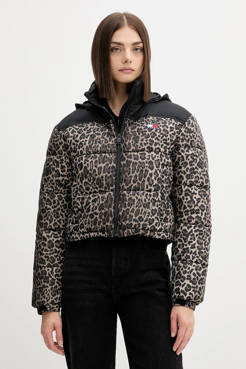 Bunda Tommy Jeans hnedá farba, zimná, DW0DW21967