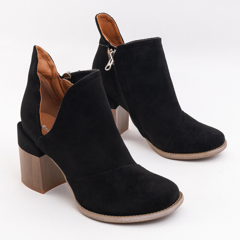 Resti Women's boots with cut-outs in black Plinara - Footwear