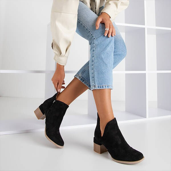 Resti Black women's ankle boots Jeneuer - Footwear