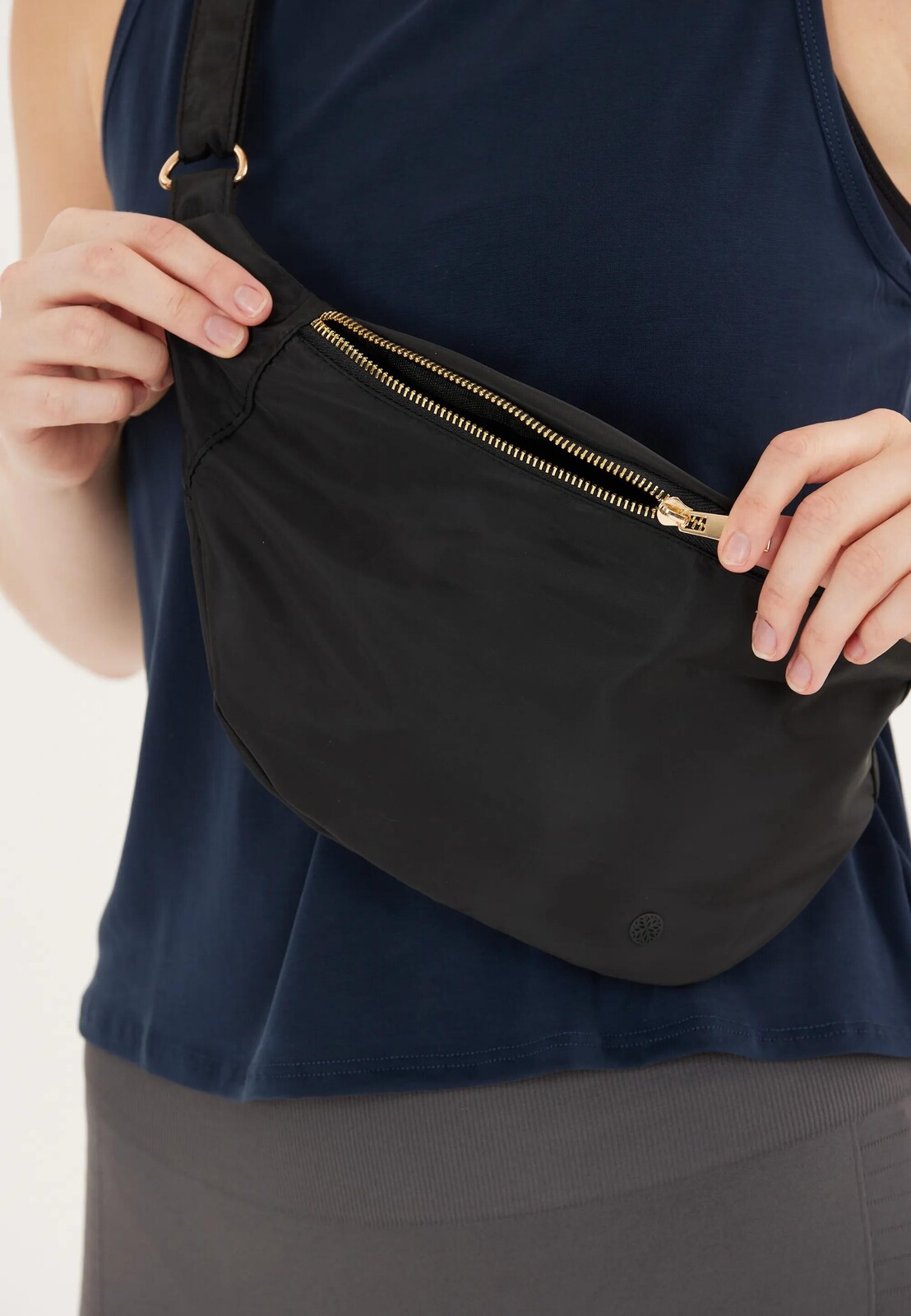 Ethlecia Gorluna Fanny Pack