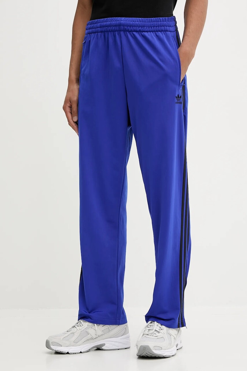 Tepláky adidas Originals Firebird modrá farba, s nášivkou, JY1352