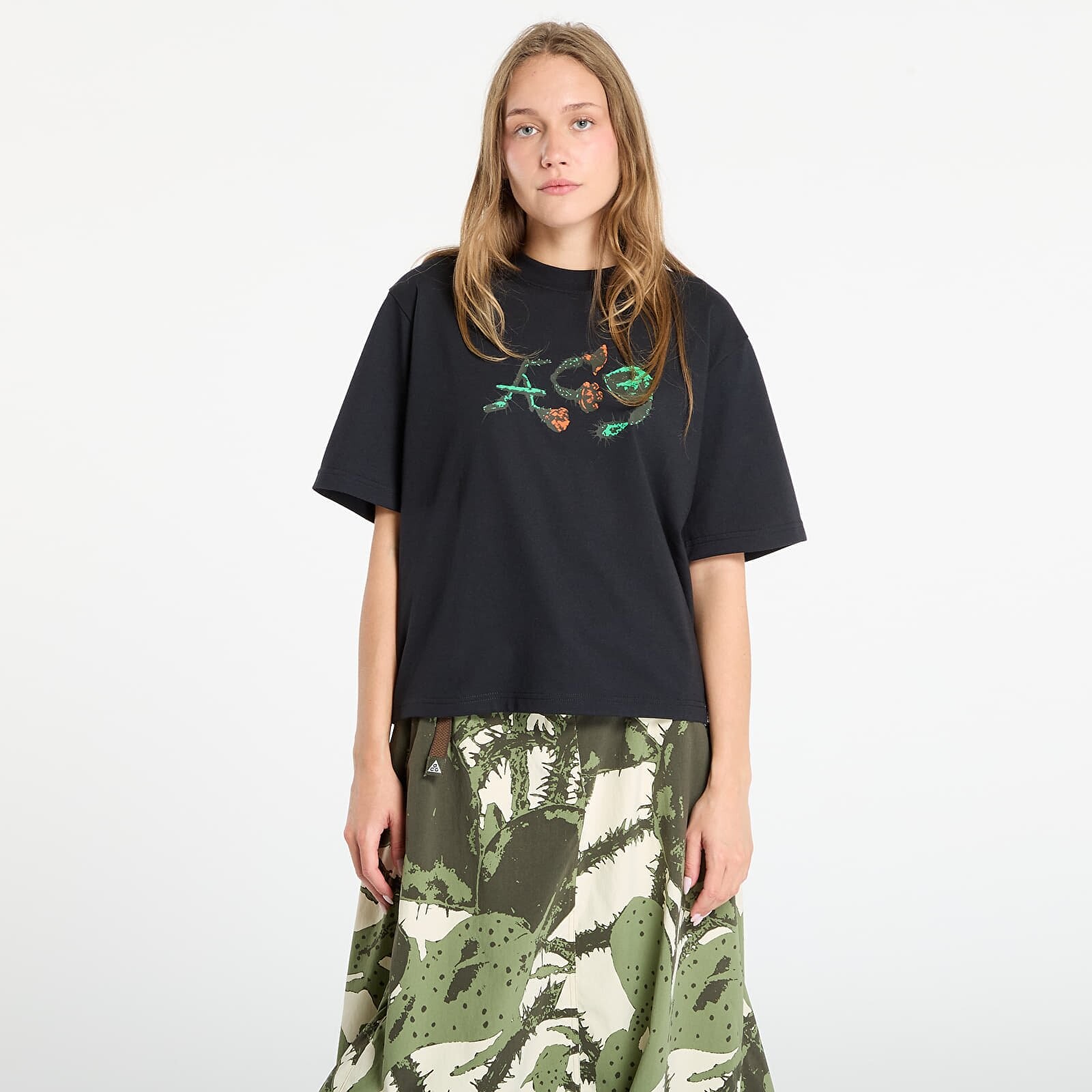 Tričko Nike ACG Women's Graphic T-Shirt Black L