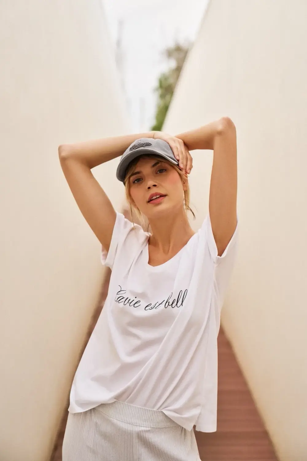 Marisse White T-Shirt With The Inscription