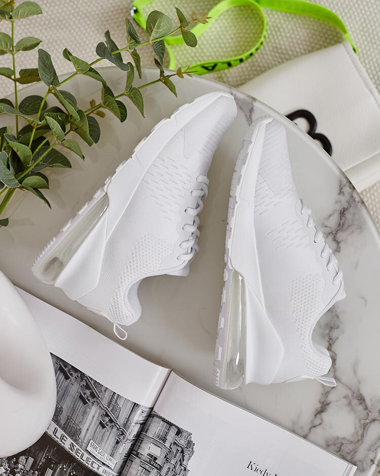 Resti Women's sports sneakers Eseltta