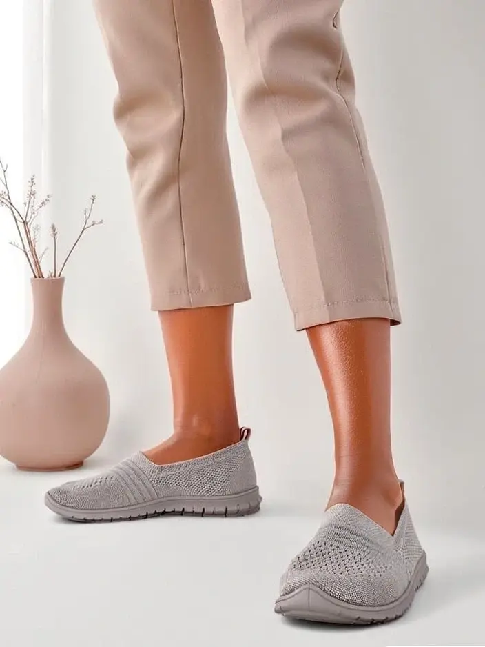 Resti Women's slip-on sports shoes Ollabes