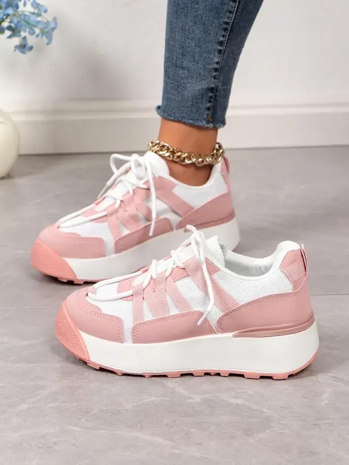 Resti Women's sports sneakers Clevsa