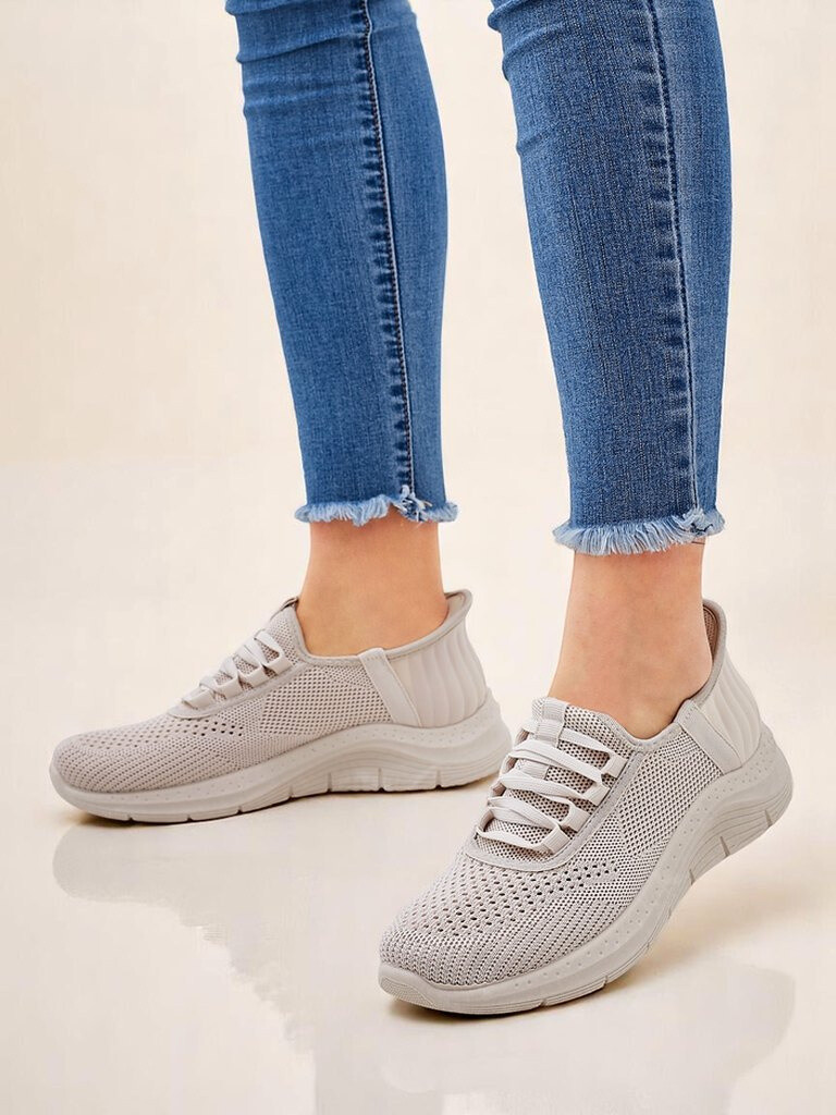 Resti Arrate women's fabric slip-on sports shoes