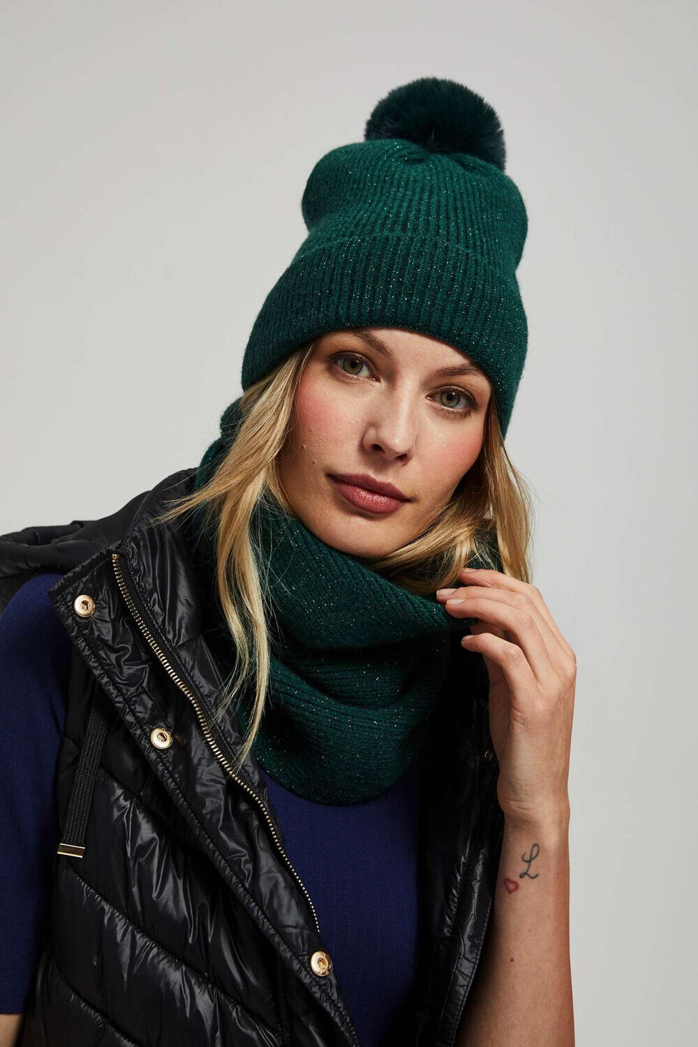 Marisse Emerald Scarf With Metallic Thread