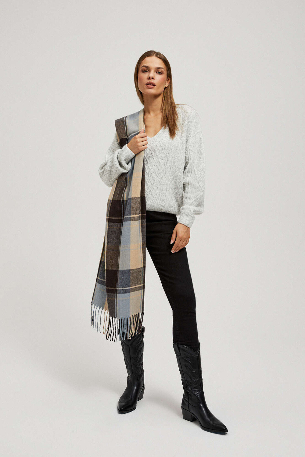Marisse Brown Checkered Scarf With Fringes