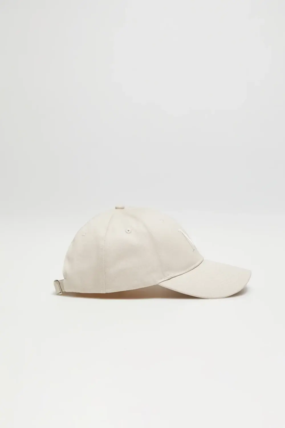 Marisse Beige Baseball Cap