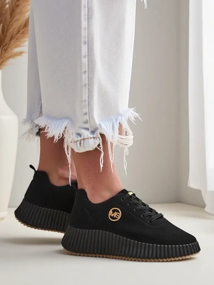 Resti Women's perforated sport sneakers Tobin