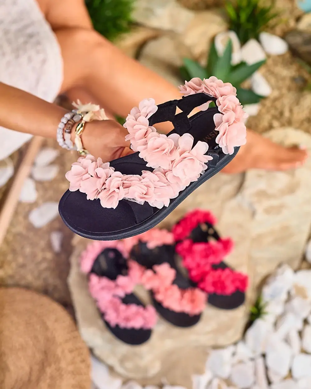 Resti Bright pink women's sandals with flowers Alferroy