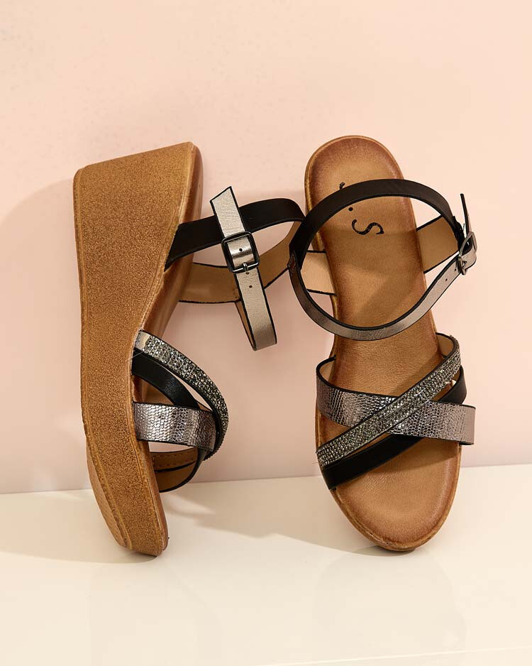 Resti Women's sandals with zircons Bozi