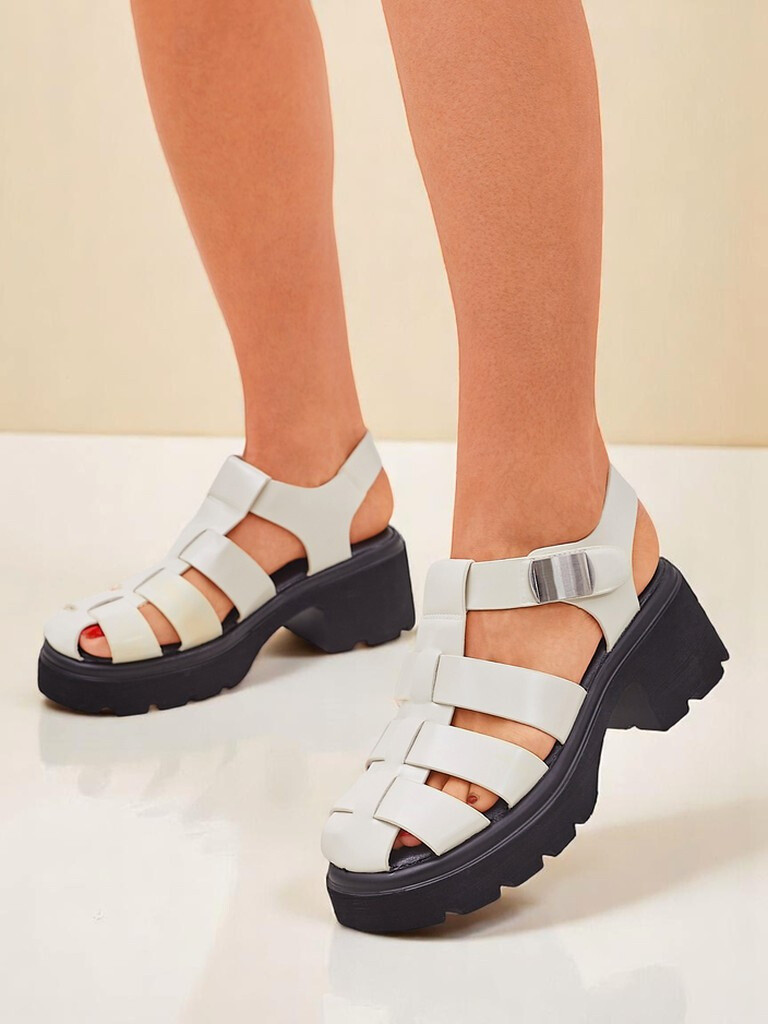 Resti Royal Fashion Women's Roman-style Bratz sandals