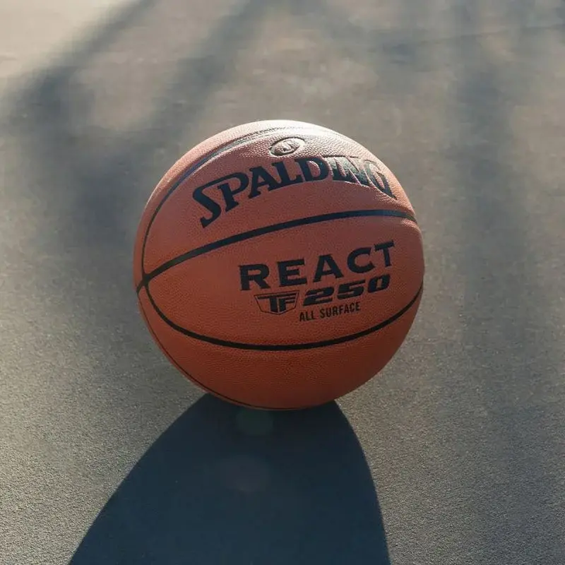 Spalding React TF-250 basketbal 76802Z 6
