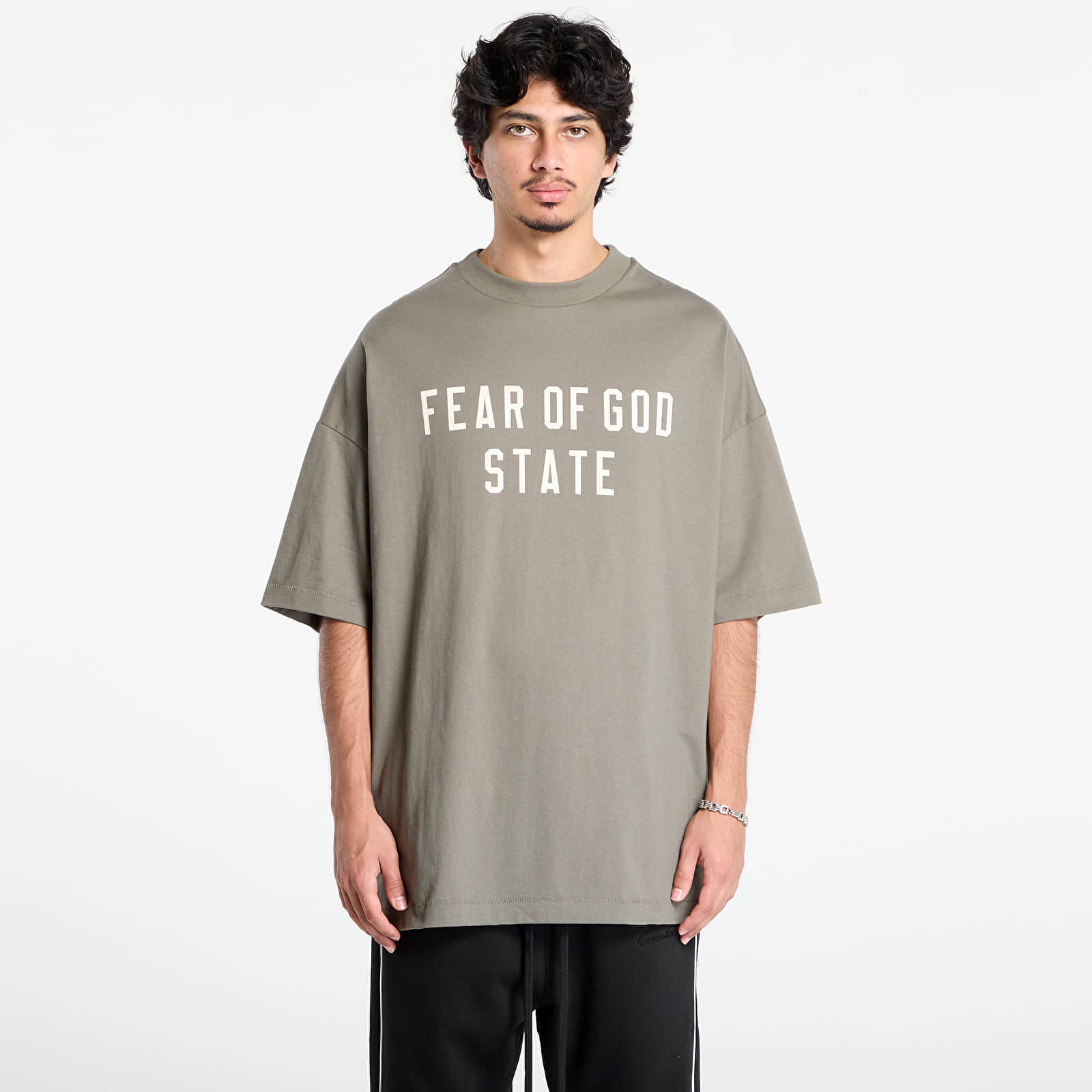 Tričko Fear of God Essentials 90's Short Sleeve Tee Moss L