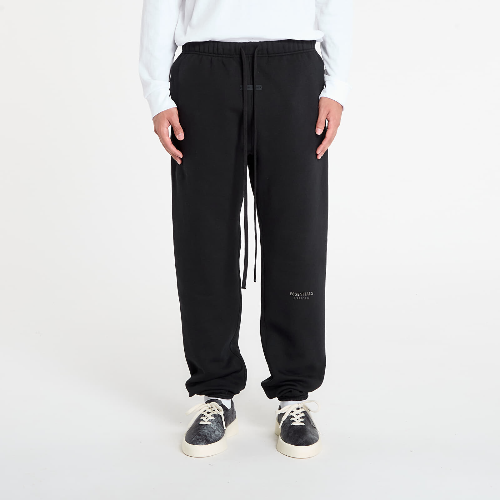 Kalhoty Fear of God Essentials Vintage Sweatpant Jet Black L