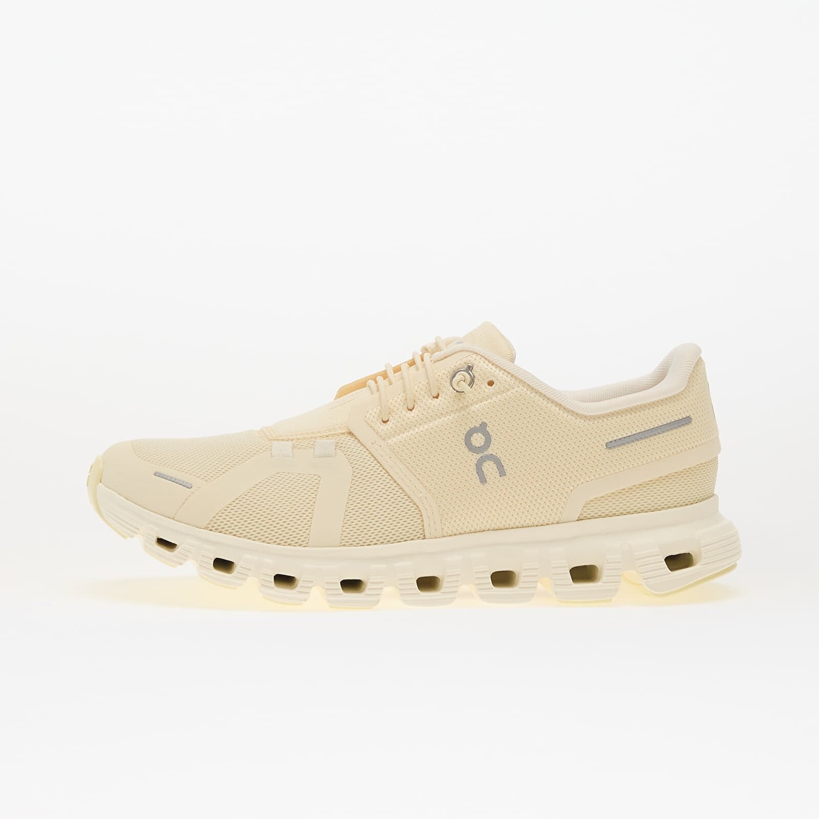 Tenisky On W Cloud 6 Castor/ Ivory EUR 37