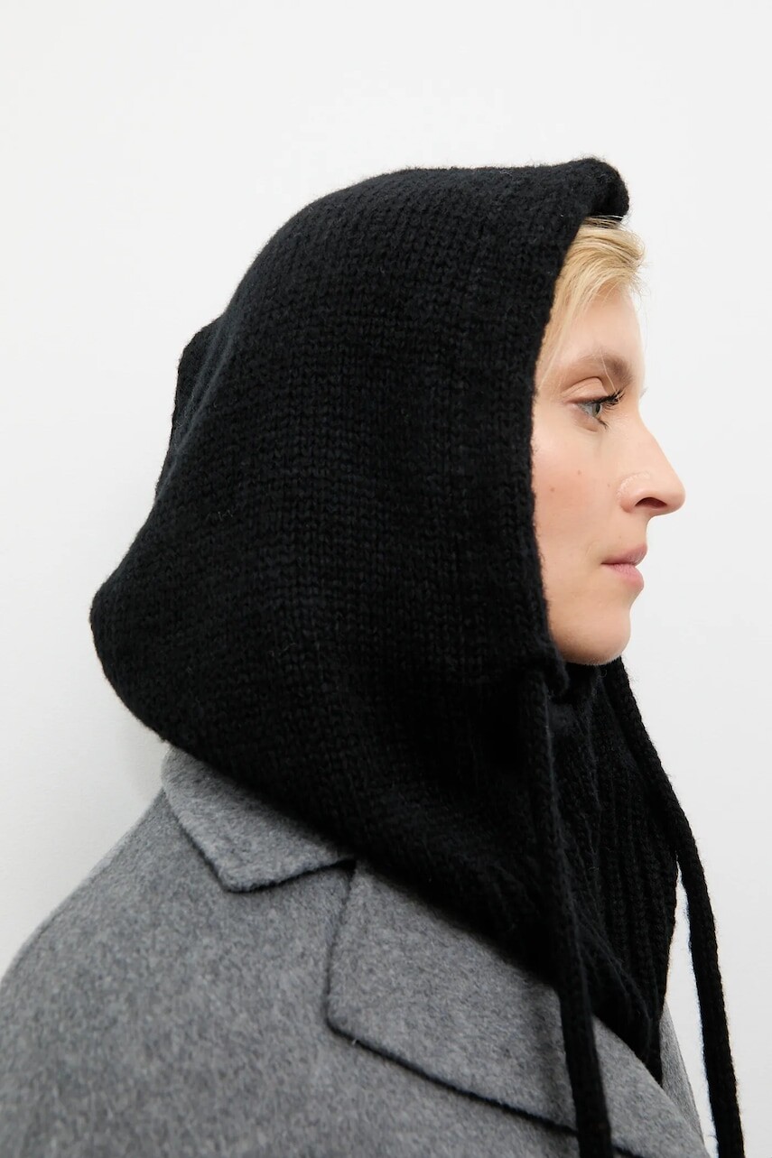 Vlnená kapucňa Answear.LAB čierna farba